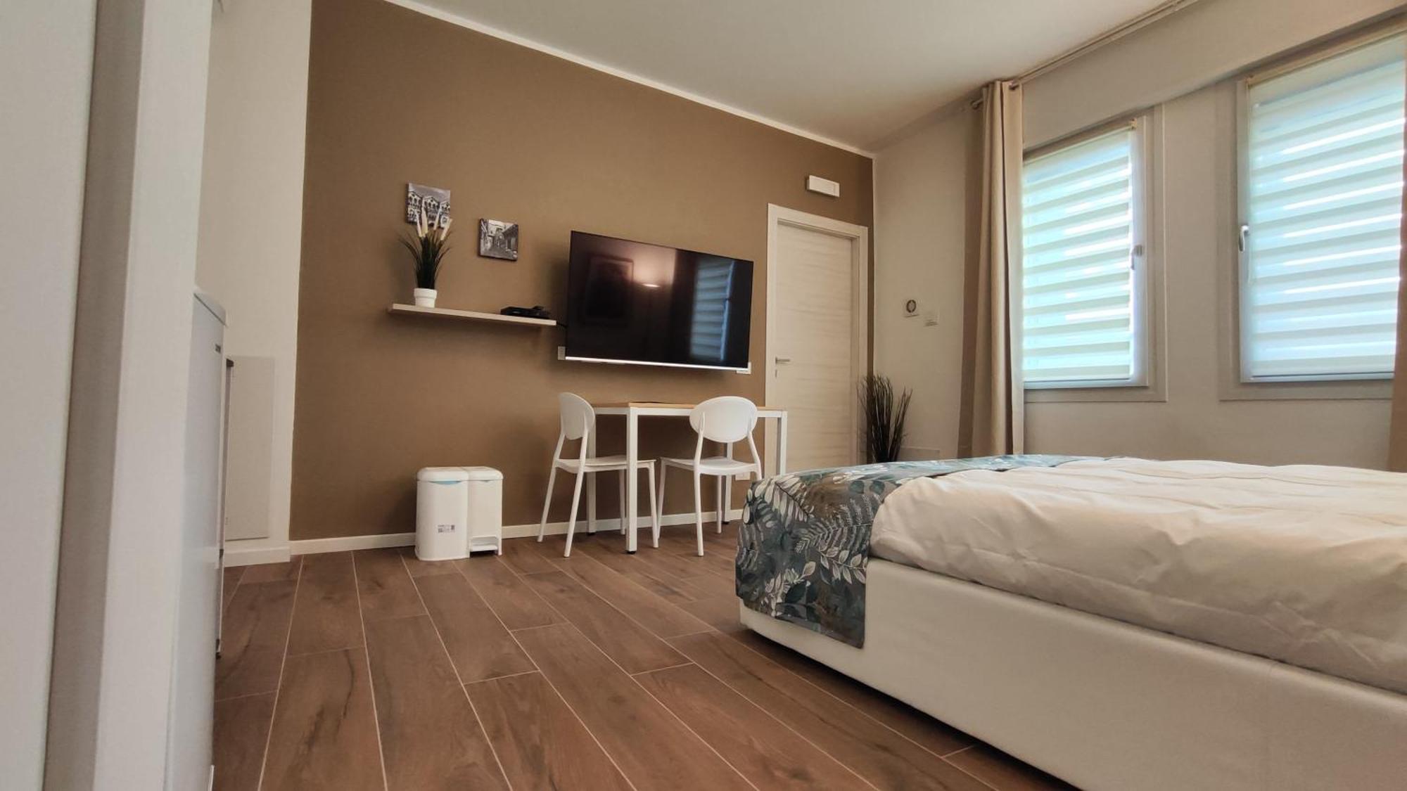 Fellini Rooms Феррара Номер фото