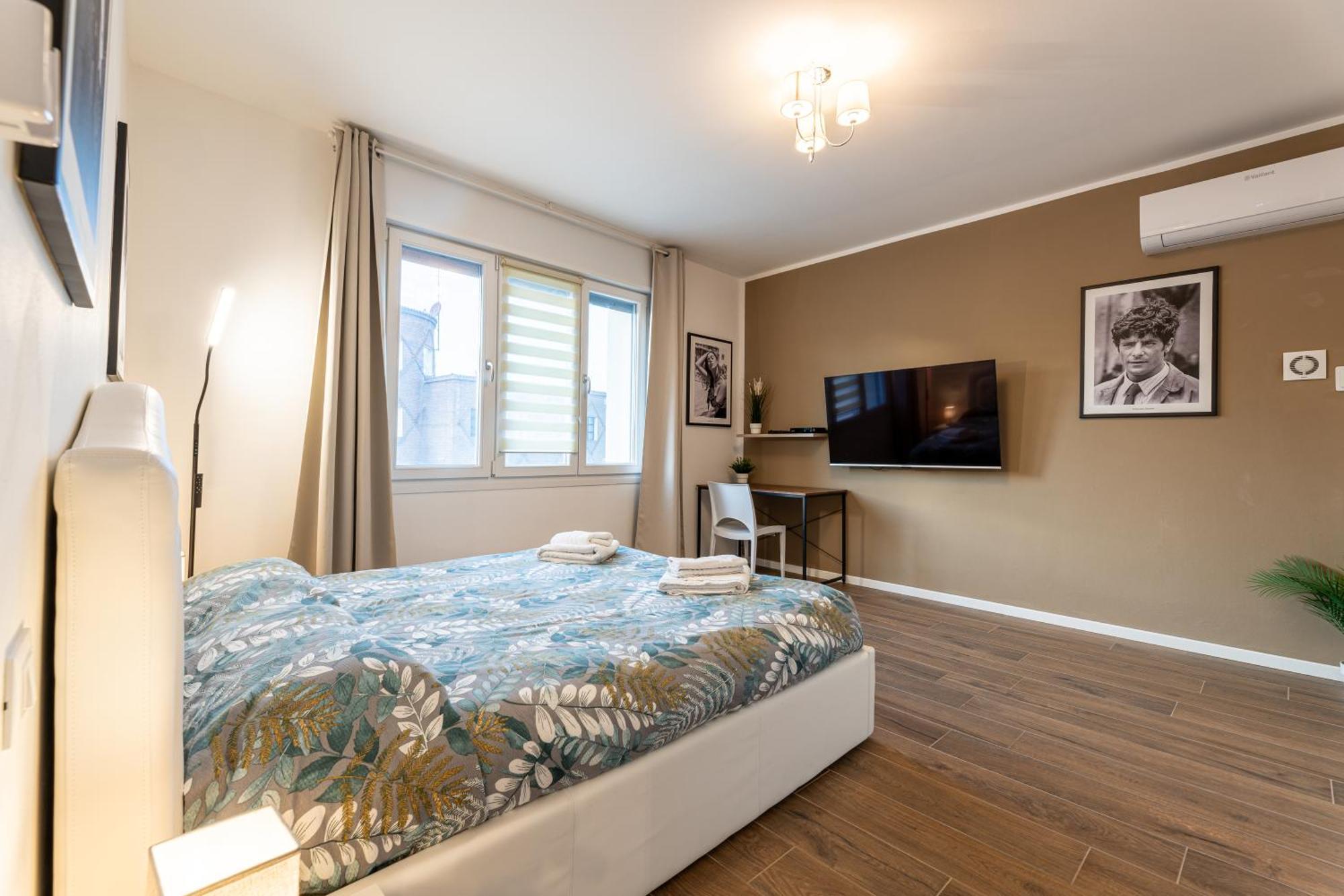 Fellini Rooms Феррара Экстерьер фото